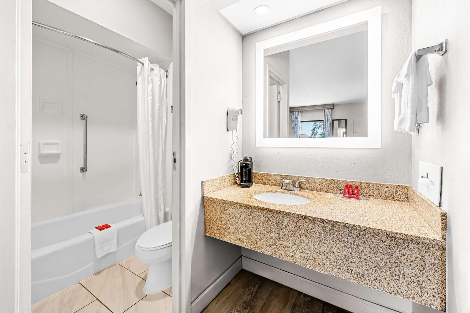 Surestay Plus Hotel By Best Western Southern Pines Pinehurst מראה חיצוני תמונה