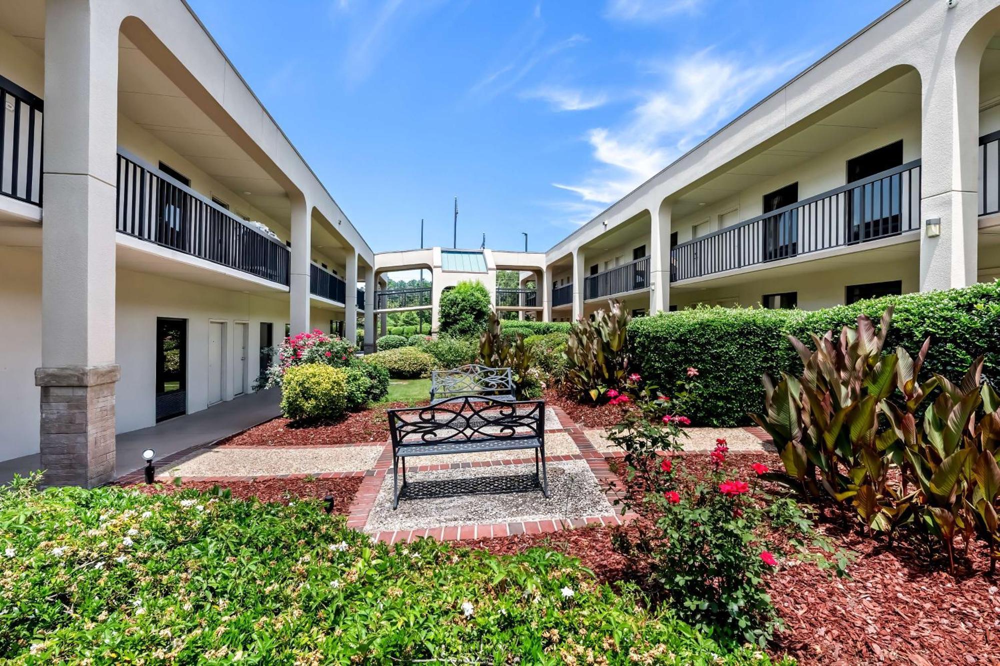 Surestay Plus Hotel By Best Western Southern Pines Pinehurst מראה חיצוני תמונה