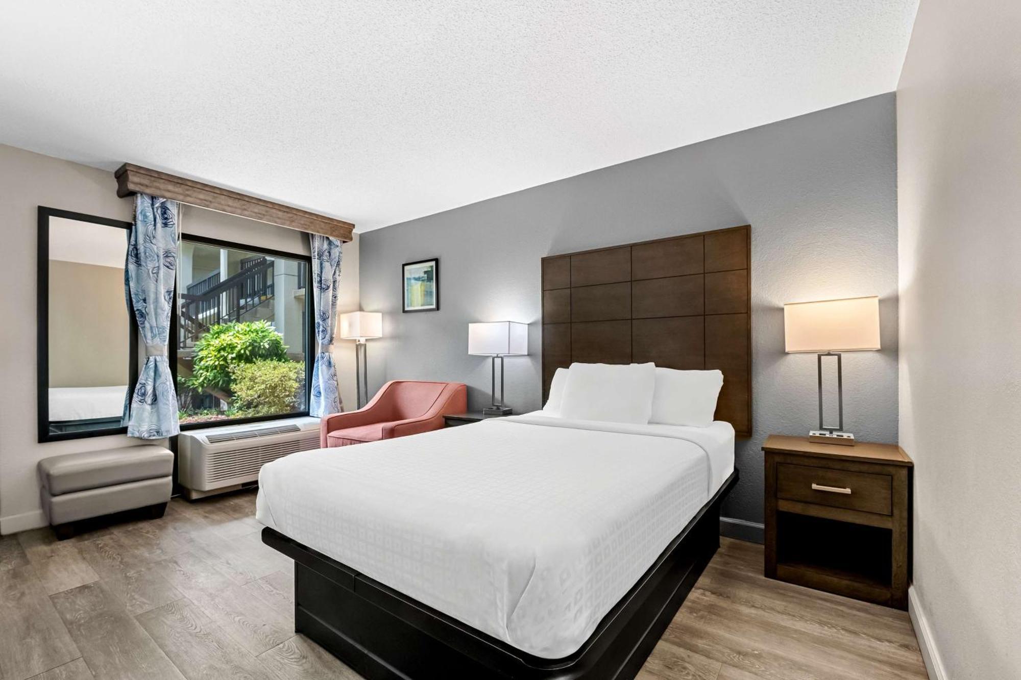 Surestay Plus Hotel By Best Western Southern Pines Pinehurst מראה חיצוני תמונה