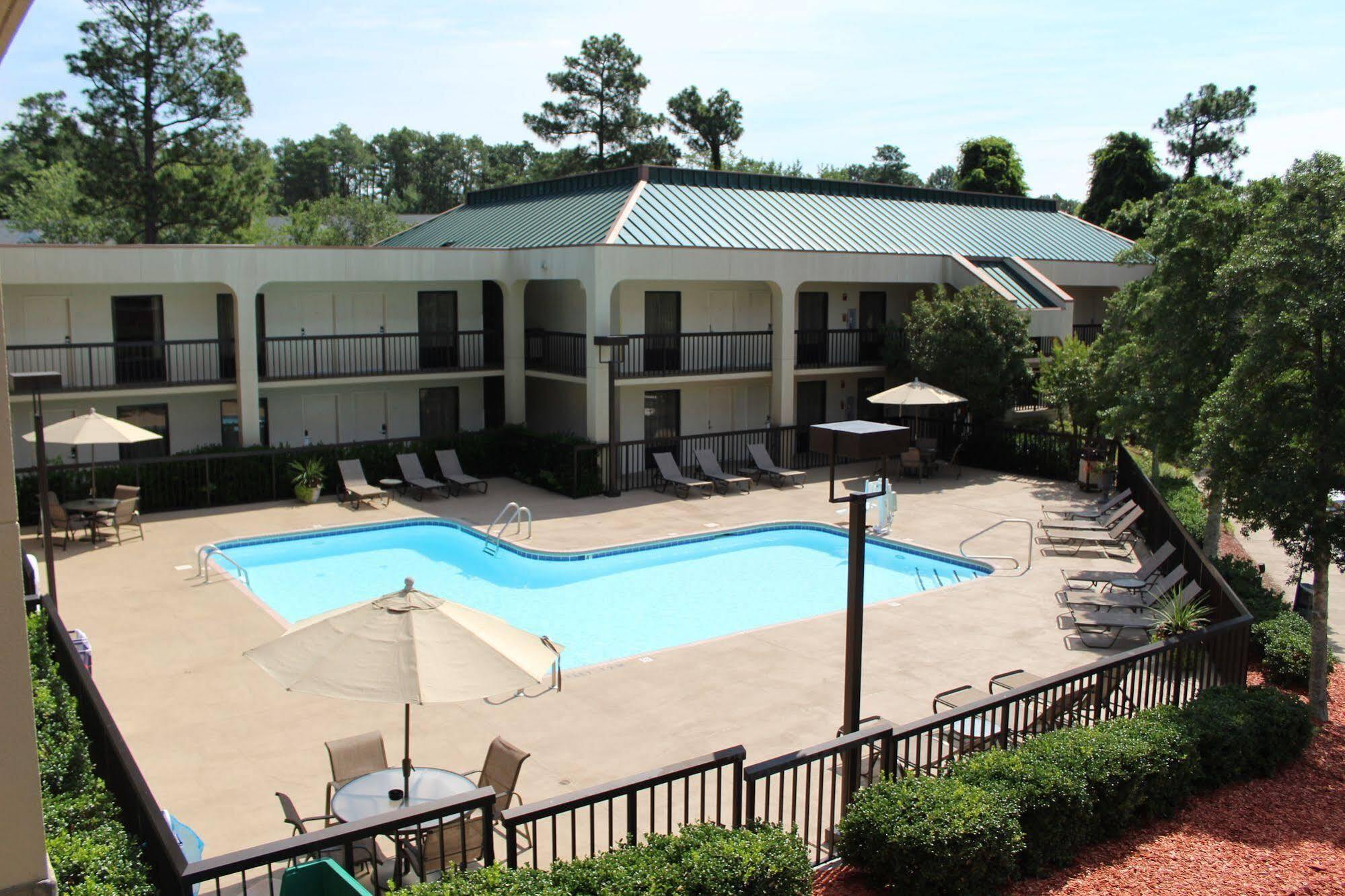 Surestay Plus Hotel By Best Western Southern Pines Pinehurst מראה חיצוני תמונה