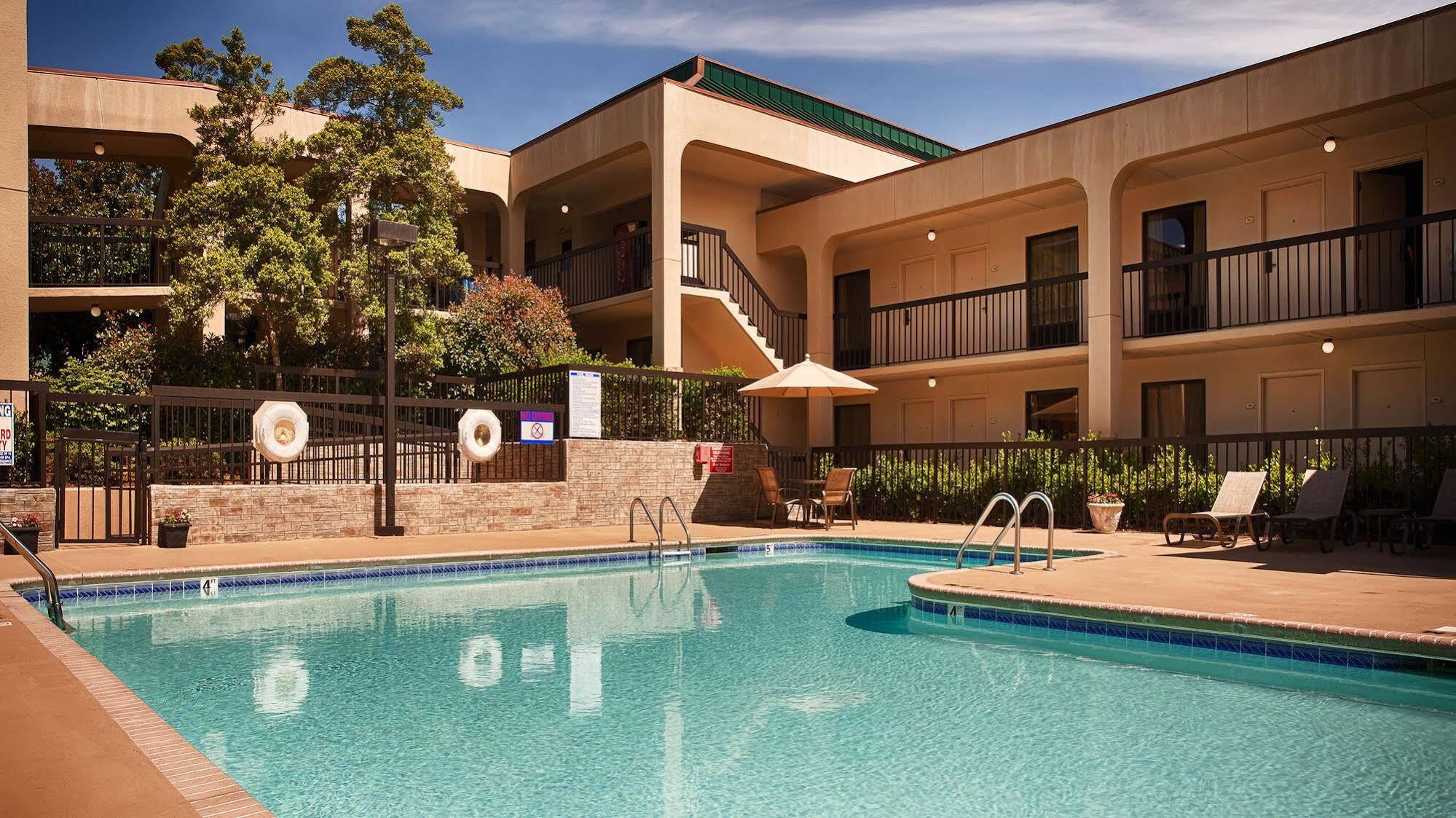 Surestay Plus Hotel By Best Western Southern Pines Pinehurst מראה חיצוני תמונה